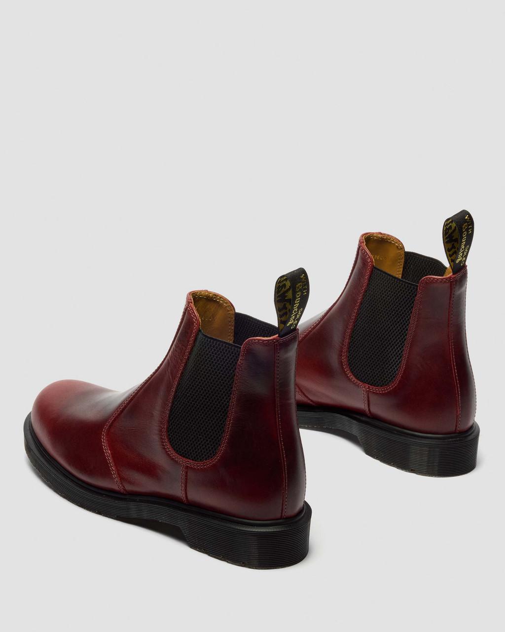 2976 Classic Calf Leather Chelsea Boots